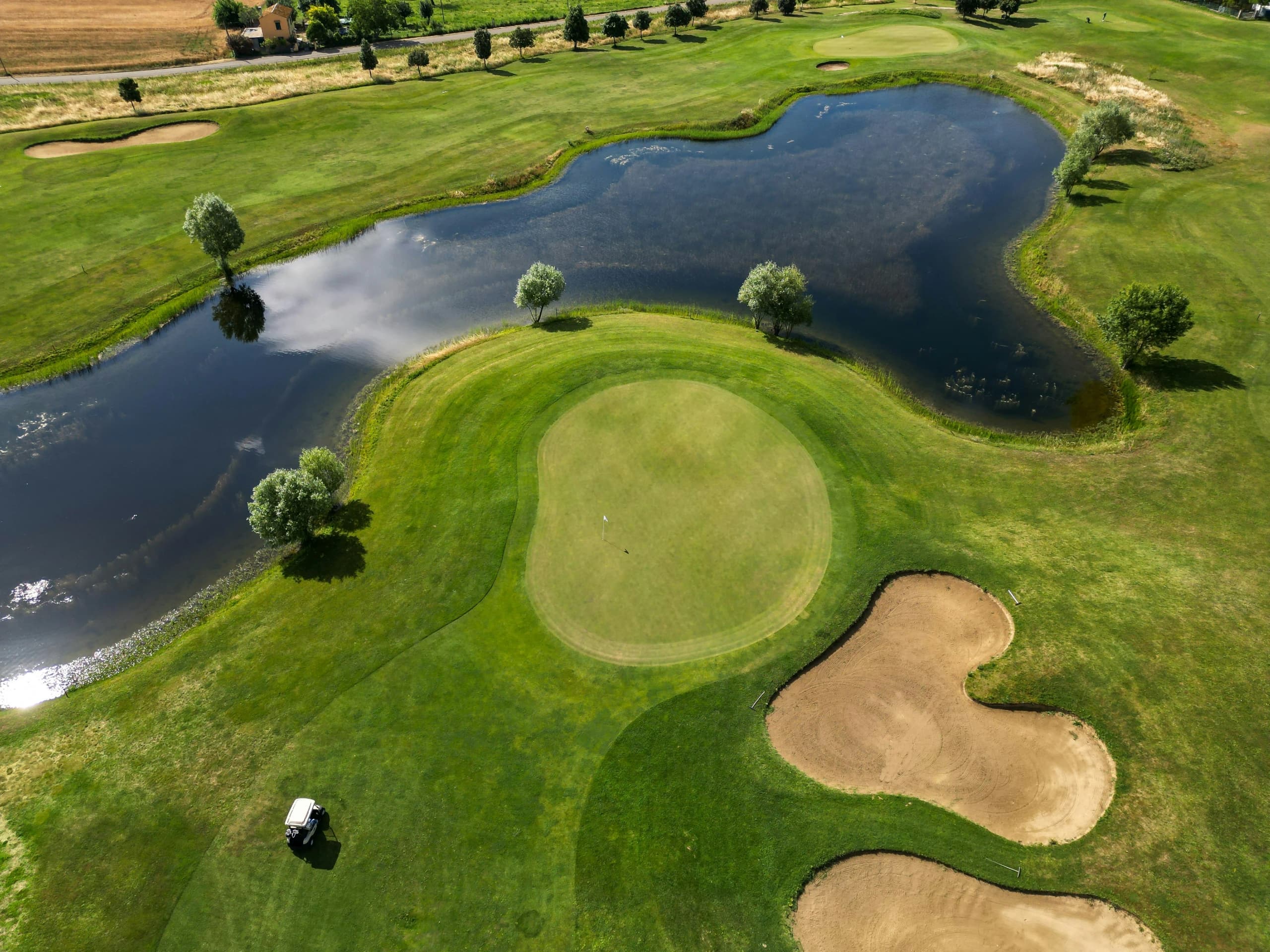 "Every good hole asks a question the player can hear before they reach it."